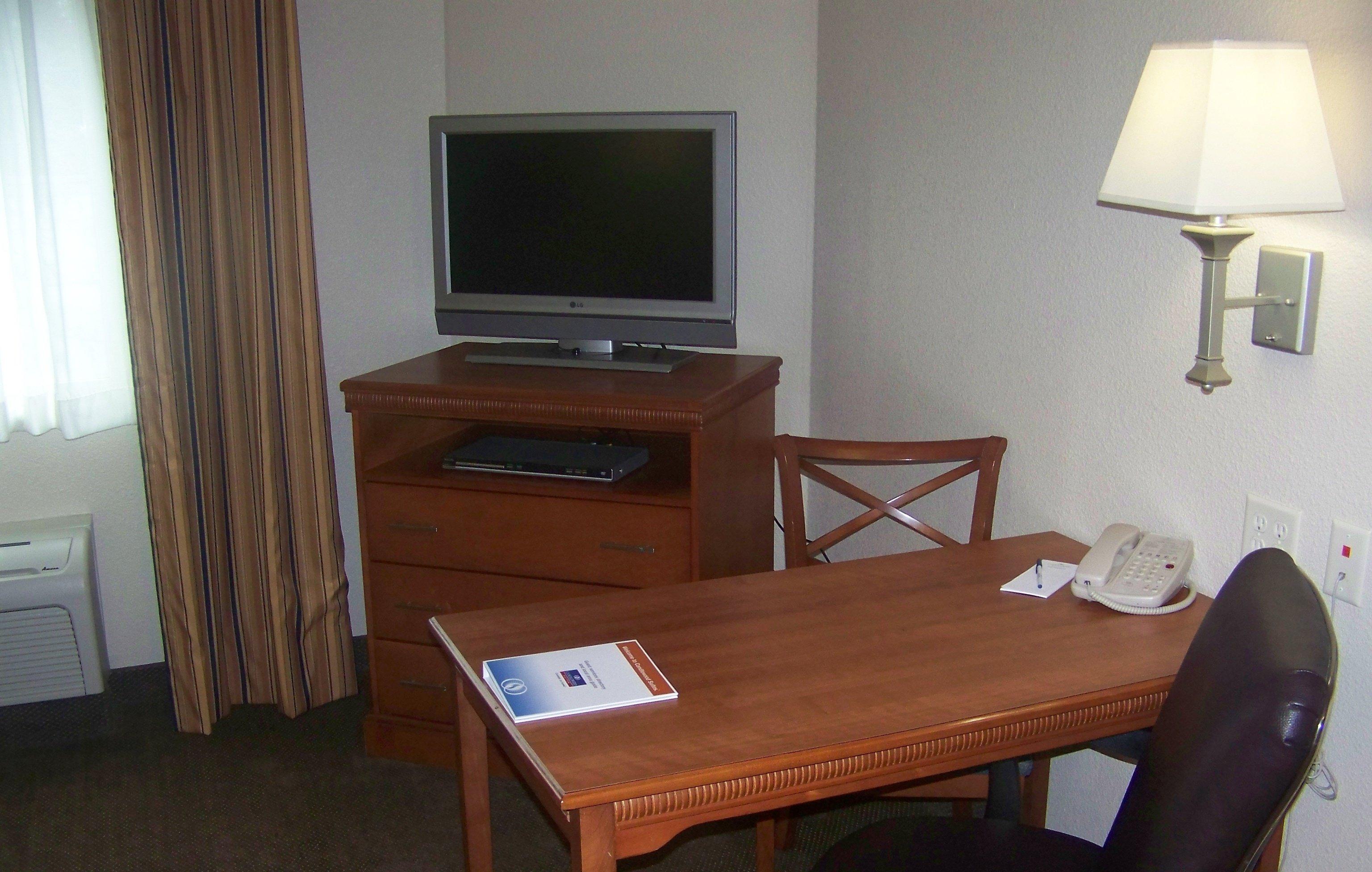 Candlewood - Towne Square By Ihg Hotel