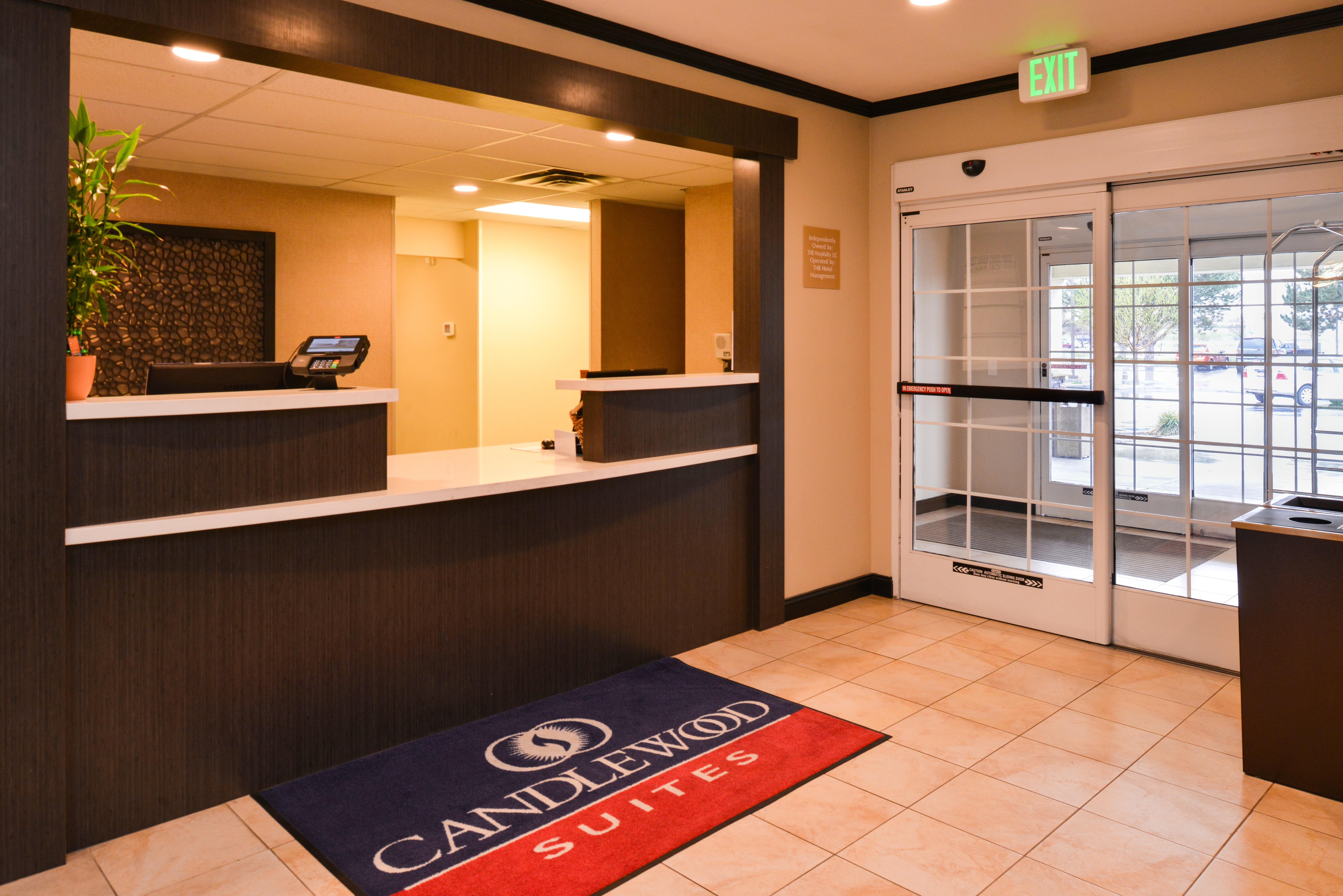 Hotel Candlewood - Towne Square By Ihg 3*