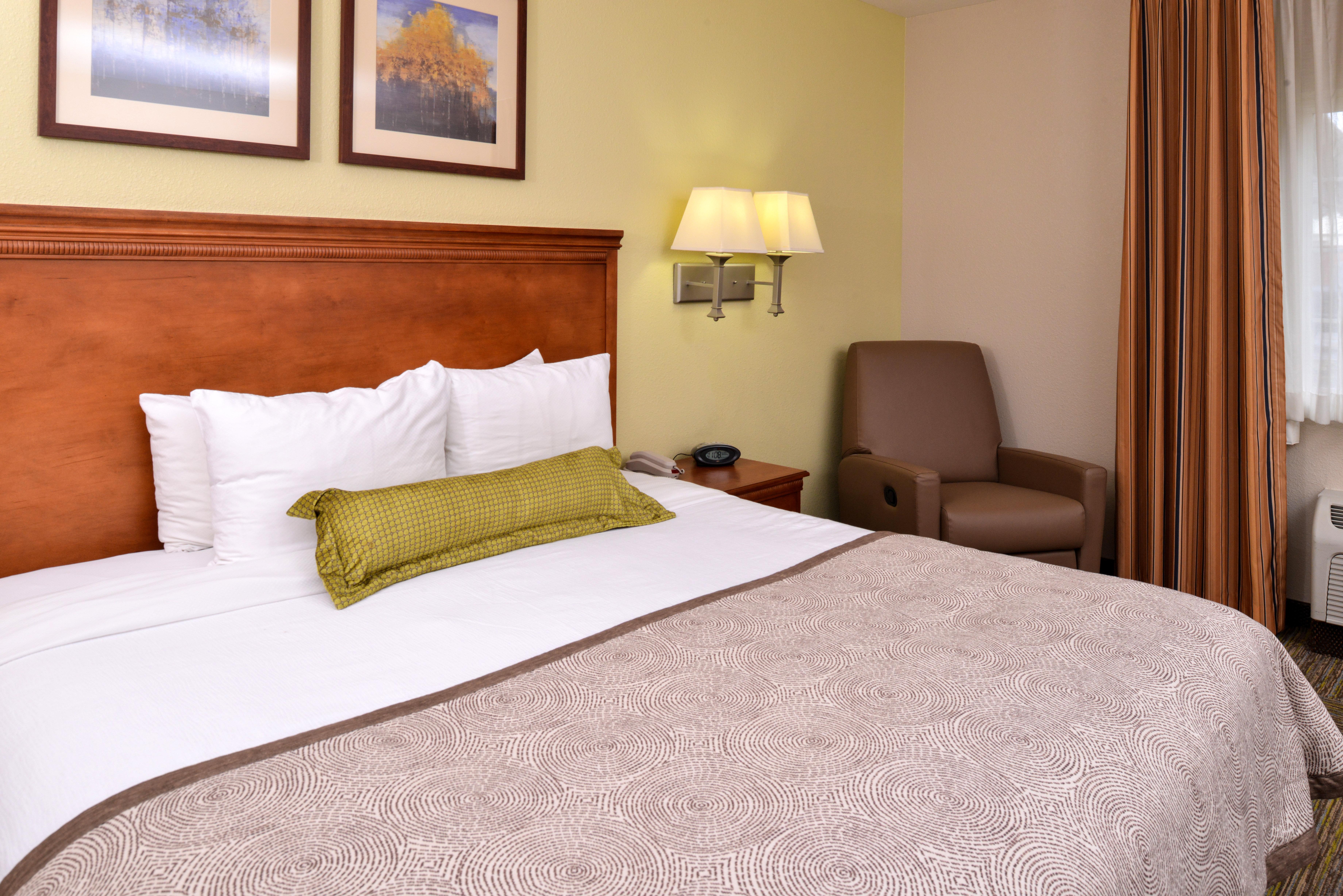 Hotel Candlewood - Towne Square By Ihg