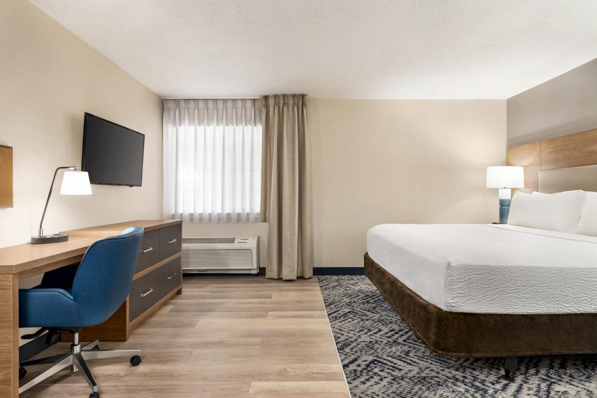 Candlewood - Towne Square By Ihg Hotel 3*