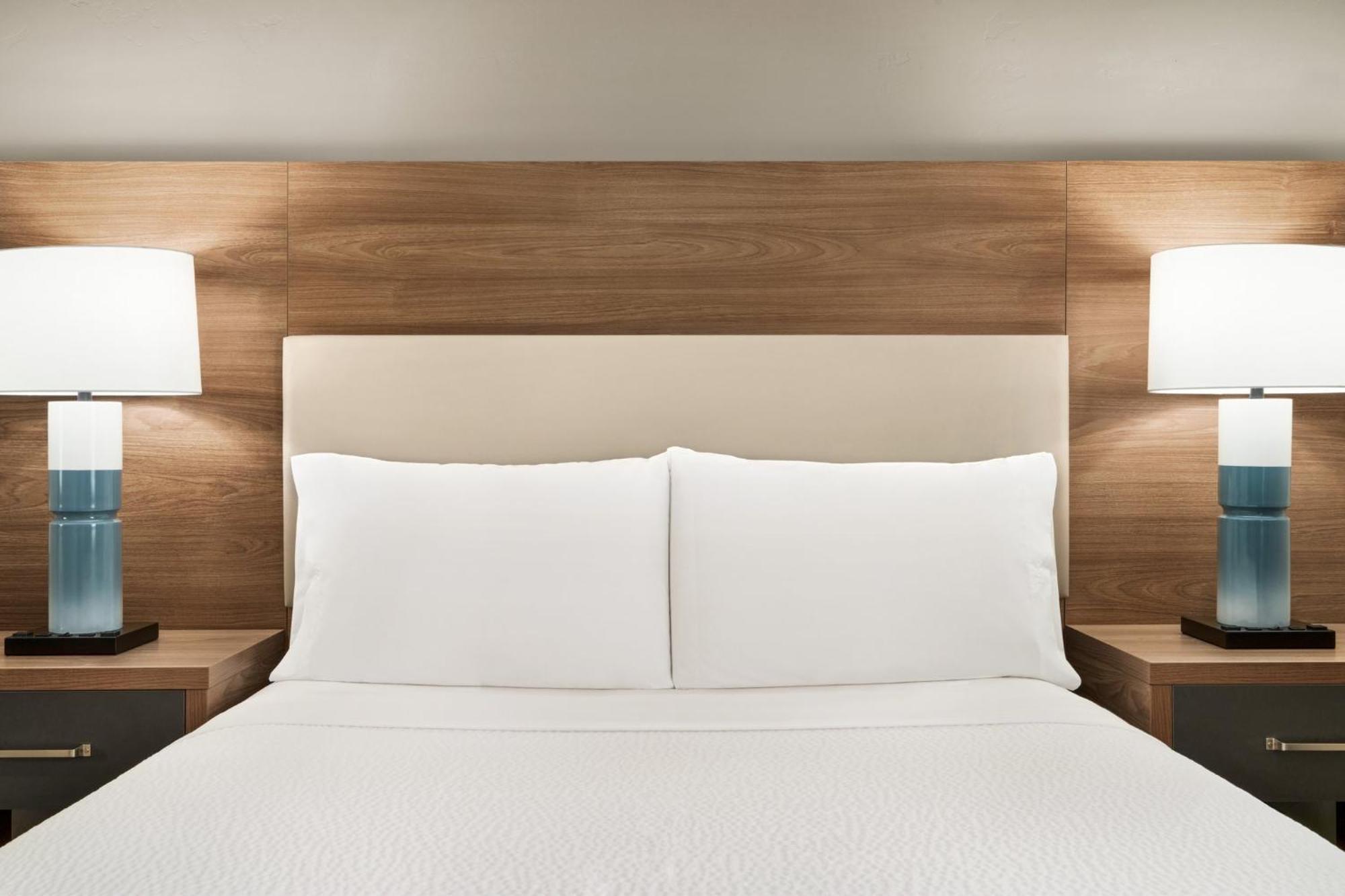 Candlewood - Towne Square By Ihg Hotel Boise