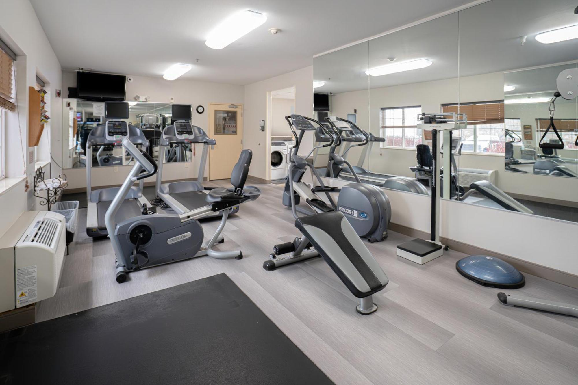 Hotel Candlewood - Towne Square By Ihg 3*