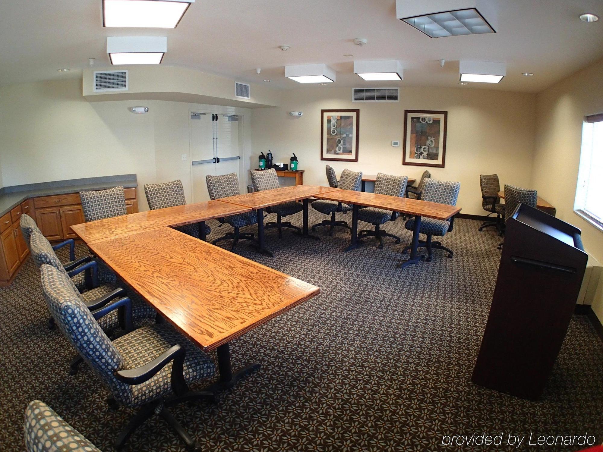 Candlewood - Towne Square By Ihg